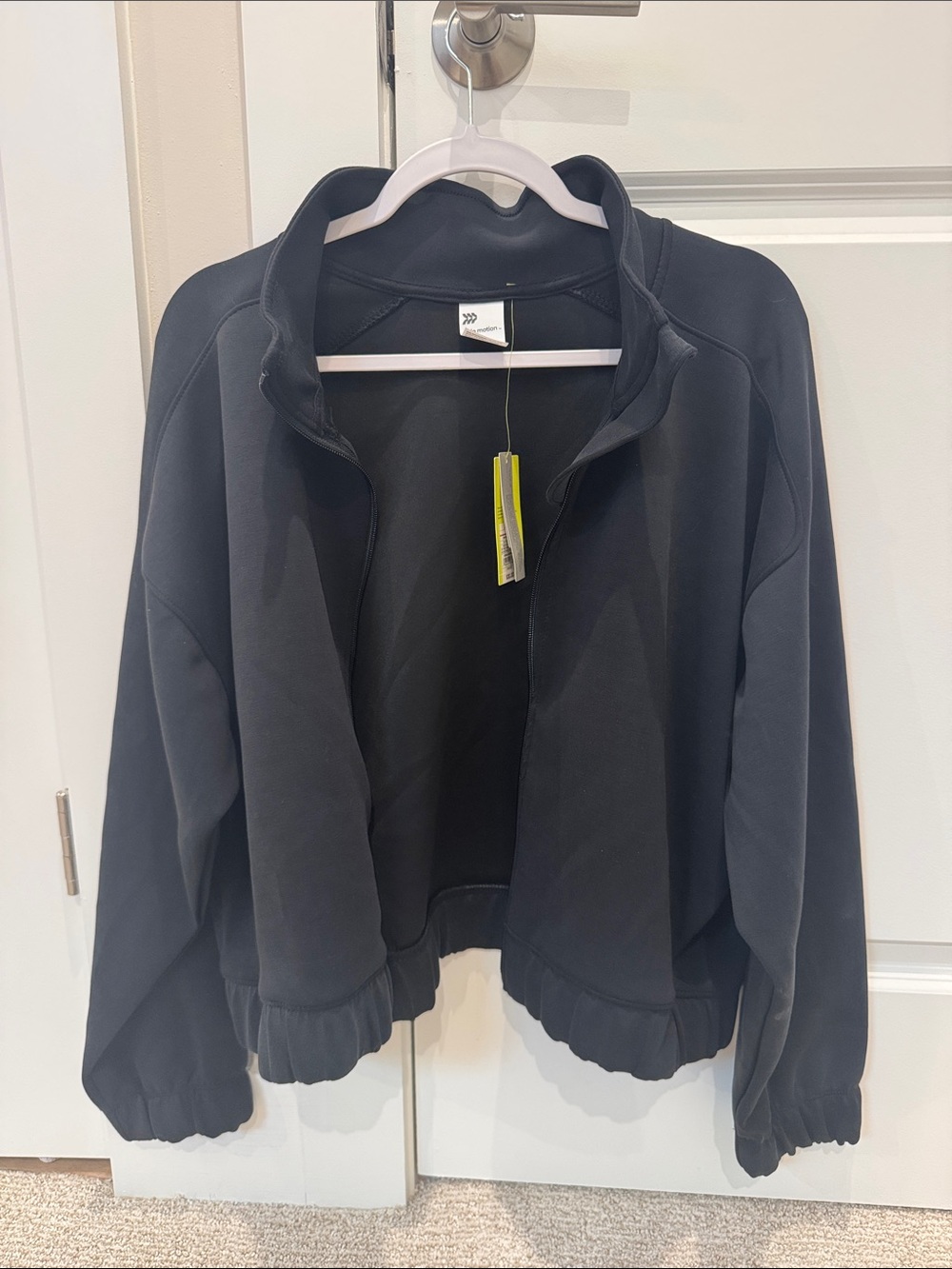 All in Motion • Black NWT Sandwash Full Zip Jacket (discontinued style) - Picture 3 of 9